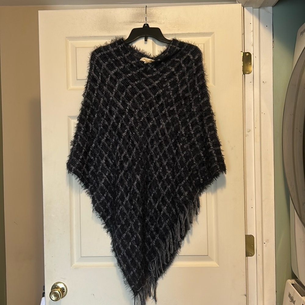 Bazzaara Black Fringed Knit Poncho OS